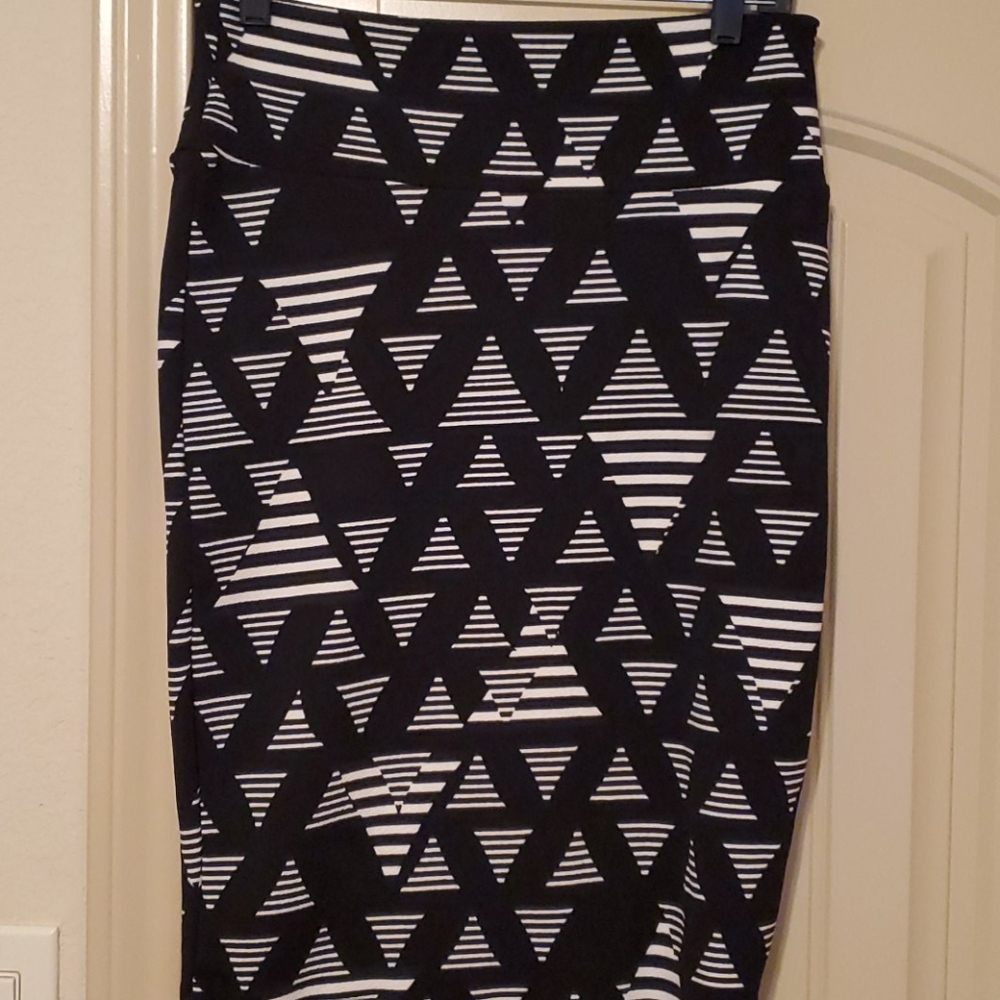 LuLaRoe Cassie Skirt